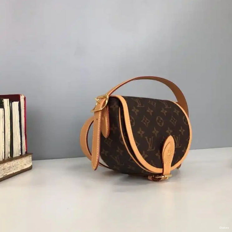 LV 19B570257 Bags 0616